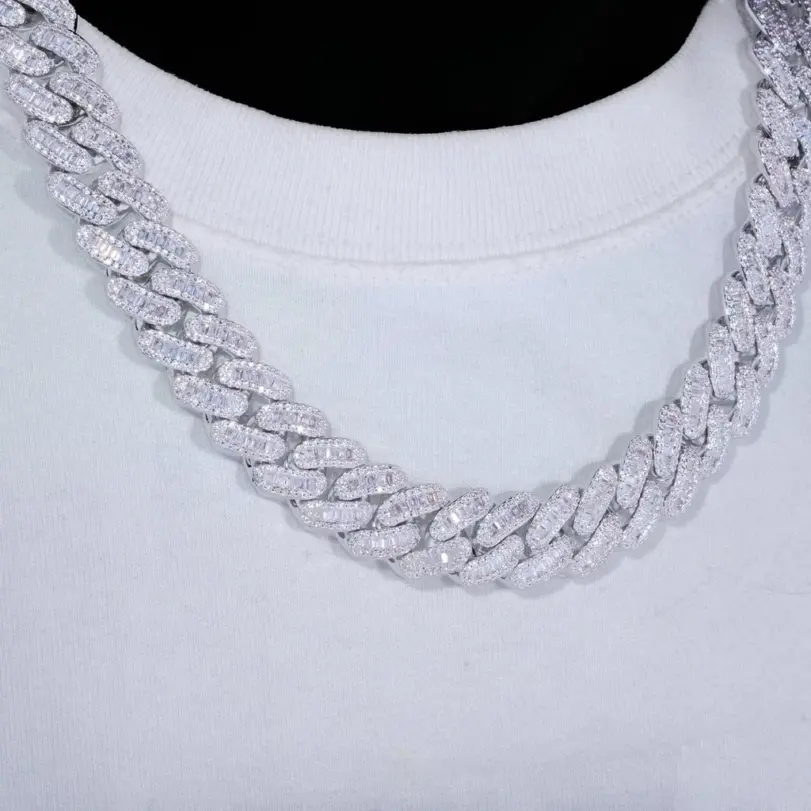 Cadena de eslabones cubanos de circón de 15mm, helado en piedras de diamante simuladas, collar ostentoso de Miami CZ, regalo para ella/lui 1