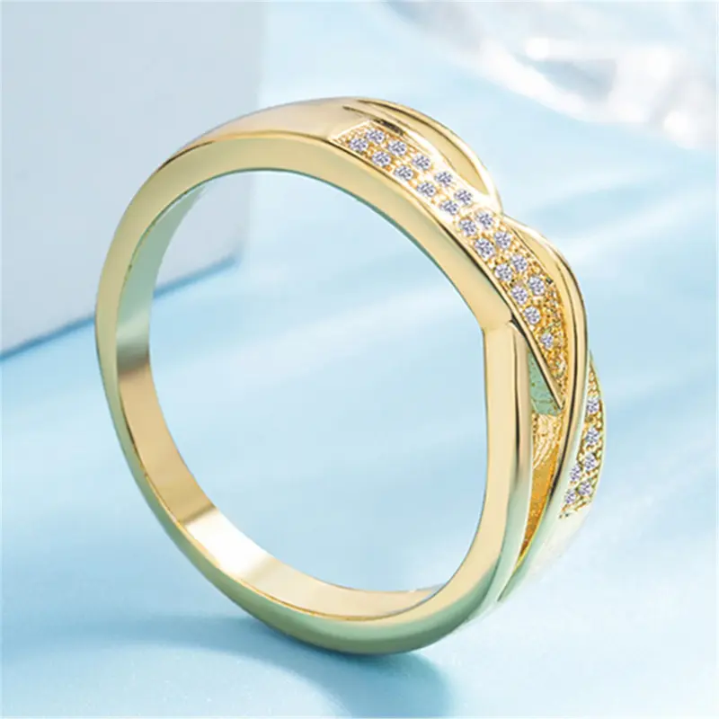Anillo de compromiso de diamante modelo de cinta creativa nuevo anillo de gran oferta de oro amarillo de 18k 2
