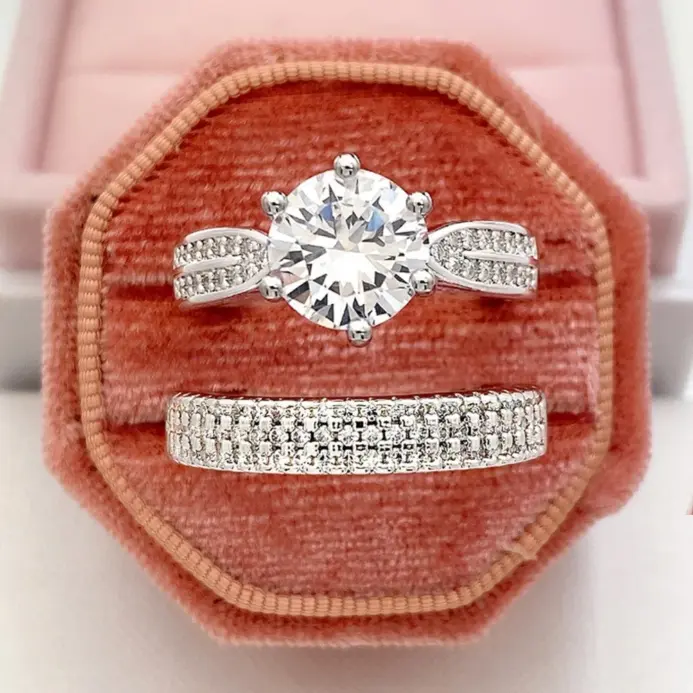 Accesorios elegantes, conjunto de anillos de boda de circón, conjunto plateado de 2 piezas, anillo de diamante Natural, anillos de compromiso brillantes para pareja y niña 2