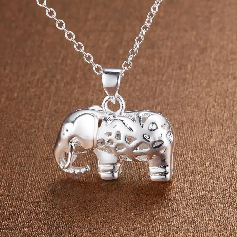 🐘 Collar "Eternal Fortune Elephant" – Plata .925 de Alta Joyería 1
