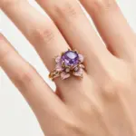 Exquisito y bonito anillo de flor púrpura, Zirconia brillante para bodas, compromiso, aniversarios, regalos de joyería para el día de Año Nuevo 2
