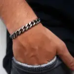 ⛓️ Pulsera "Steel Sovereign" – Acero Antiguo Estilo Dome 1