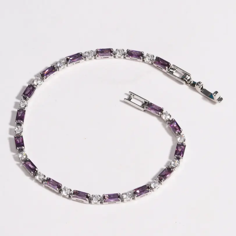 💜 Pulsera Tennis "Gala Royal" – Circonia Púrpura y Oro de 18K 3