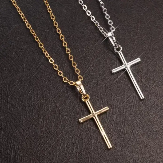 Collares de cruz de Jesús cristiano a la moda, colgantes simples de cadena larga de Color plateado para mujeres y hombres, regalos de joyería, triangulación de envíos 1