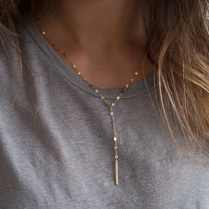 ✨ Collar "Vertical Elegance" – Acero Inoxidable en Forma de Y 2
