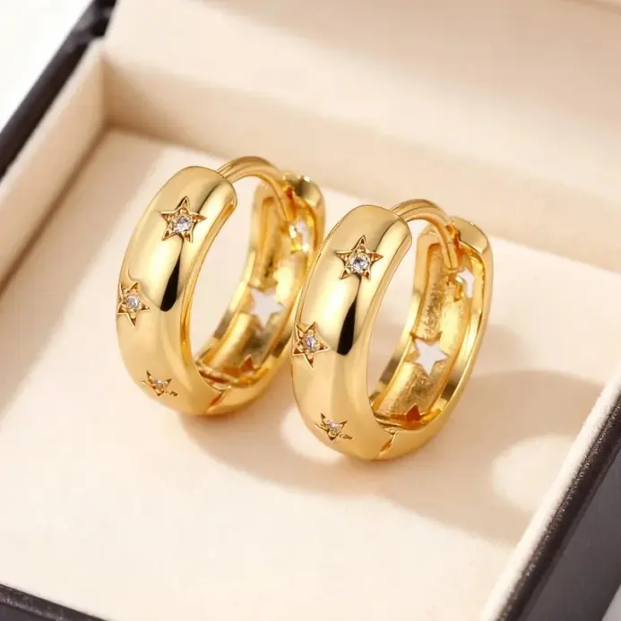 Pendientes de aro de estrella de acero inoxidable para mujeres y niñas, pendientes pavimentados de circón simples Vintage, regalo de joyería de moda para fiesta de uso diario 1