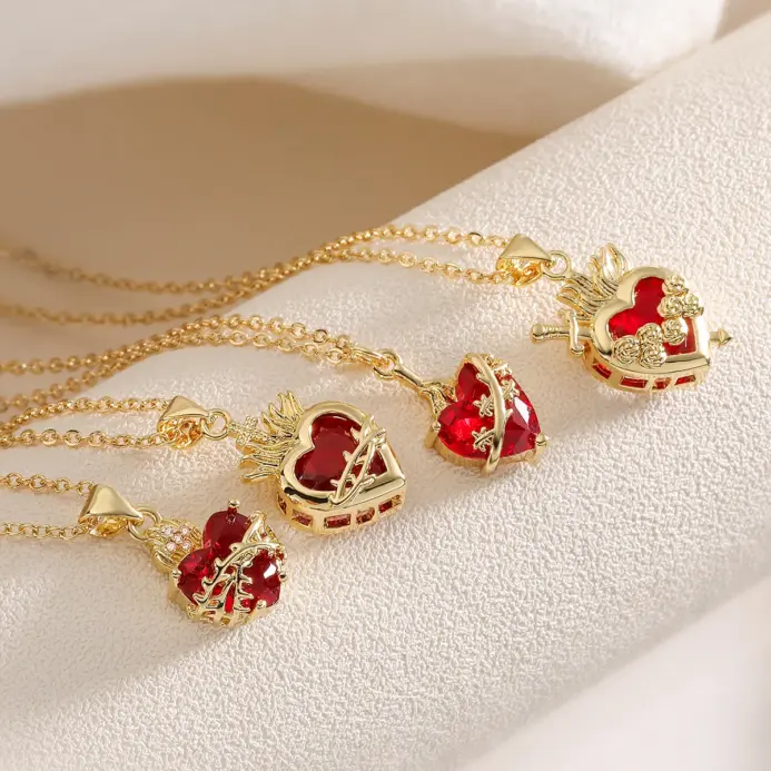 collares con colgante de corazón de cristal rojo con cadena de Color dorado a la moda para mujer, joyería ostentosa 2