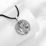 Collar de San Benito Eudora, amuleto católico de Plata de Ley 925, colgante de cruz de San Benito, joyería espiritual, Buen regalo Unisex 3