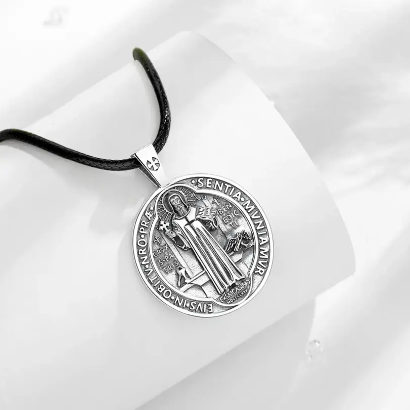 Collar de San Benito Eudora, amuleto católico de Plata de Ley 925, colgante de cruz de San Benito, joyería espiritual, Buen regalo Unisex 3
