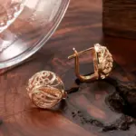 Kinel-Conjunto de pendientes y anillos para mujer, aretes con patrón hueco de oro rosa, moda étnica, conjunto de joyería para boda, 585 4 Kinel-Conjunto de pendientes y anillos para mujer, aretes con patrón hueco de oro rosa, moda étnica, conjunto de joyería para boda, 585 4
