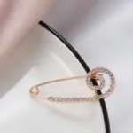 Kinel fino-broche de oro rosa 585 para mujer, joyería creativa de boda, único, hueco, de circón Natural, 2022 5