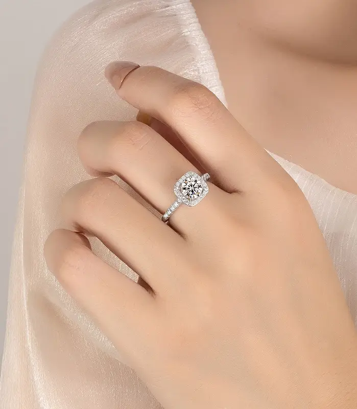 Anillo de moissanita 0,5/1/2CT para mujer, anillo de boda cuadrado de cuatro garras de plata pura S925, joyería de boda de moda 2