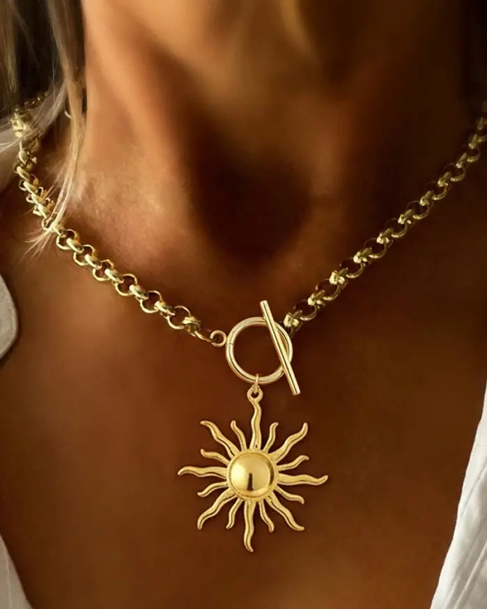 DGIDDK, nuevo collar con colgante de girasol de acero inoxidable para mujer, diseño de cierre Ot, cadena de clavícula minimalista de nicho, regalo de joyería 1