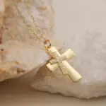 Collares con colgante de cruz de diseño minimalista y elegante para mujer, joyería para fiesta diaria 2
