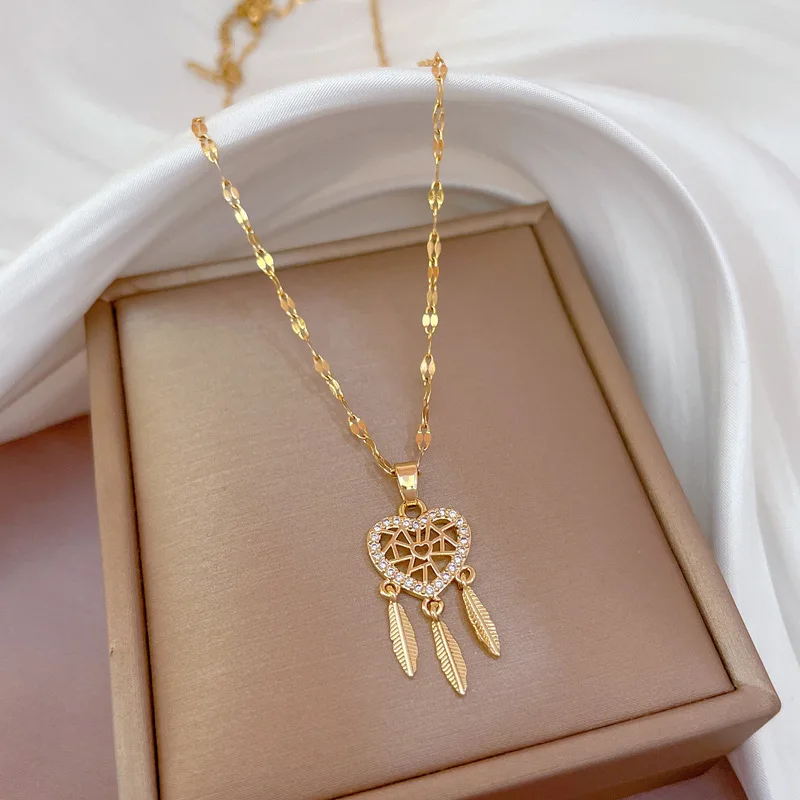 Exquisito collar de acero inoxidable en forma de corazón para mujer, colgante compacto, Color dorado brillante, joyería de fiesta que no se decolora 1 Exquisito collar de acero inoxidable en forma de corazón para mujer, colgante compacto, Color dorado brillante, joyería de fiesta que no se decolora 1