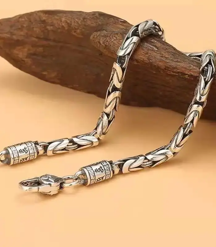 Nueva pulsera trenzada segura para hombre, nicho Retro de moda de Hip-hop para regalo de novio, accesorios de joyería 2