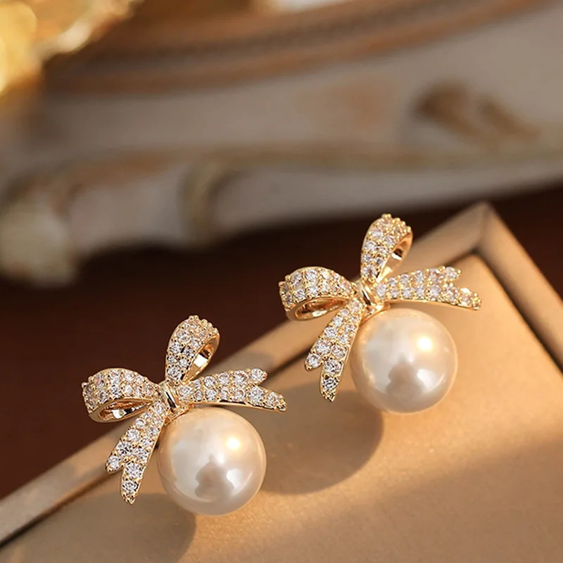 Pendientes brillantes con lazo de diamantes de imitación y perlas, joyería ligera de lujo, regalos para mujer, boda y cumpleaños 1 Pendientes brillantes con lazo de diamantes de imitación y perlas, joyería ligera de lujo, regalos para mujer, boda y cumpleaños 1