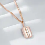 Collar con colgante cuadrado de circonita natural brillante y de diseño moderno, ideal para mujer. Diseño de lujo con combinación de colores en oro rosa y plata, perfecto para el uso diario. Joyería fina. 4