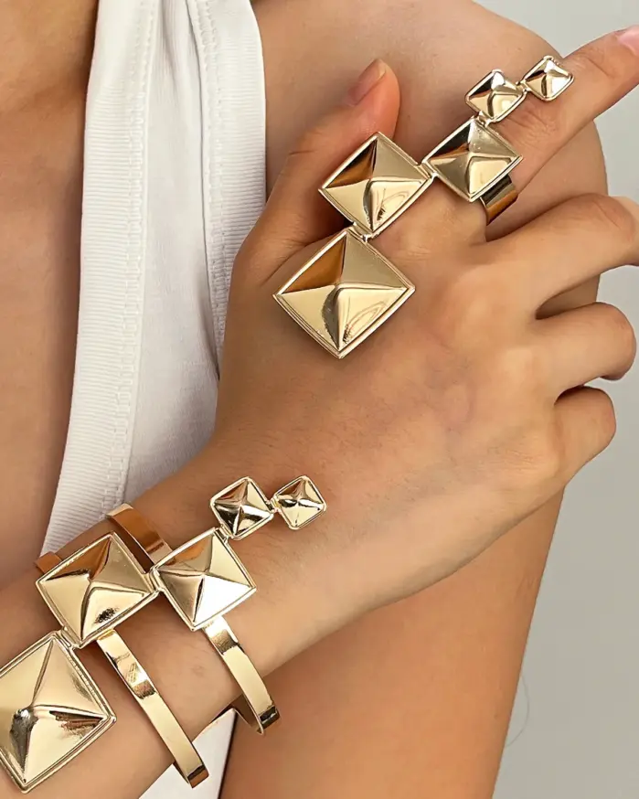 Anillos Abiertos Cuadrados Geométricos Atrevidos con Cadena de Eslabones, Pulsera de Puño de Diseño Distintivo y Pulsera Estilo Punk para Mujer, Regalo para Fiesta 1
