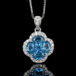 Conjunto de joyería Vintage elegante para mujer, collar con incrustaciones de trébol de cuatro hojas, gargantilla de cristal brillante, pendientes de boda para fiesta, 4 Uds. 3
