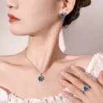 Conjunto de joyería Vintage elegante para mujer, collar con incrustaciones de trébol de cuatro hojas, gargantilla de cristal brillante, pendientes de boda para fiesta, 4 Uds. 2