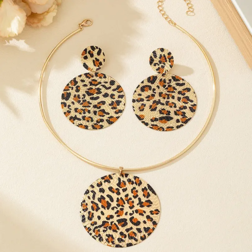 Juego de Joyería Elegante y Moderno de 3 Piezas para Mujer, Collar Circular con Estampado de Leopardo, Gargantilla de Metal Clásica, Aretes para Uso Diario Informal, Regalo 5