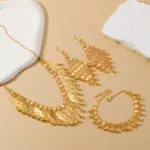 Conjunto de Joyería Boho Chic con Collar Bib, Pendientes Colgantes Glamurosos y Pulsera, Kit de Joyería Floral Único para Damas de Honor, Noche de Gala de Verano 3