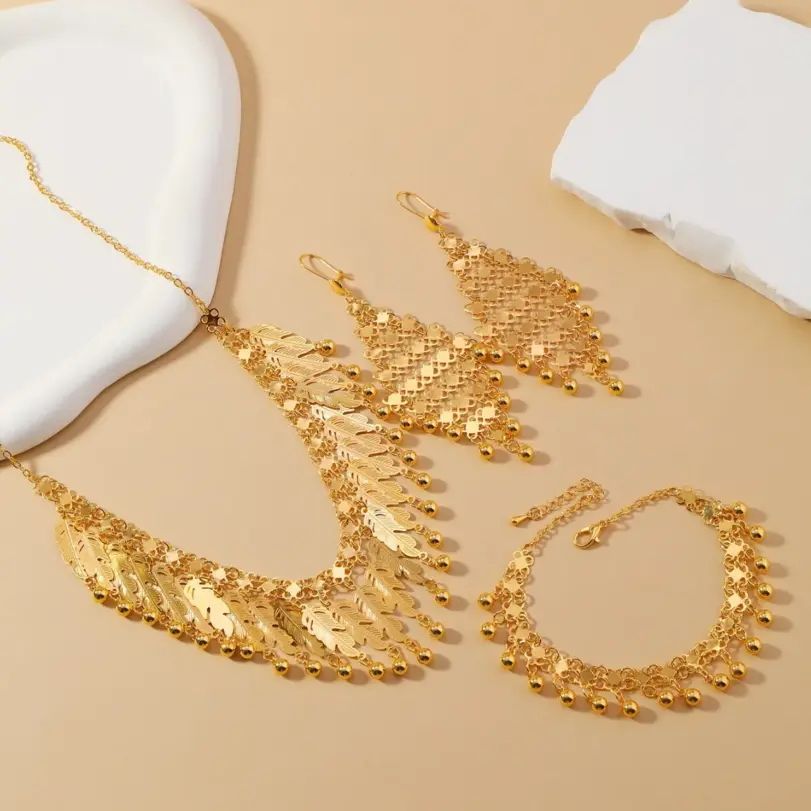 Conjunto de Joyería Boho Chic con Collar Bib, Pendientes Colgantes Glamurosos y Pulsera, Kit de Joyería Floral Único para Damas de Honor, Noche de Gala de Verano 3