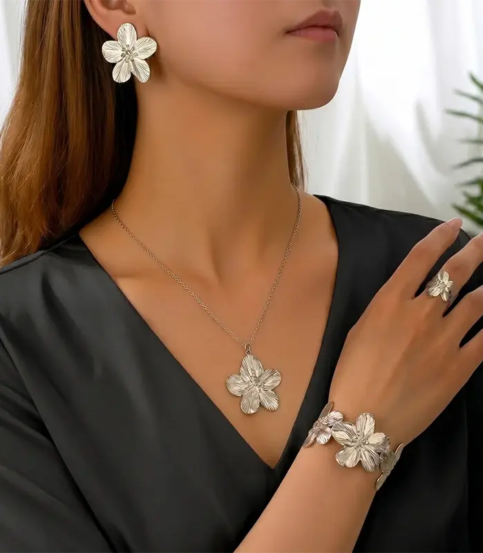 Elegante conjunto de joyería floral en tono dorado de 5 piezas: estilo vintage, incluye collar, pulsera, anillo y pendientes, ideal para uso diario 1