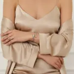 Juego de Joyería Elegante de 2/3 Piezas: Brazalete Abierto Dorado, Collar con Colgante de Lágrima y Anillo Retro para Mujer, Accesorios de Moda, Regalo 3