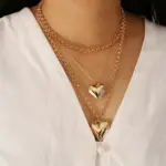 Conjunto de 4 piezas: collar de cadena con colgante de doble corazón, pendientes y pulseras de múltiples capas, de color dorado, para mujer. 2
