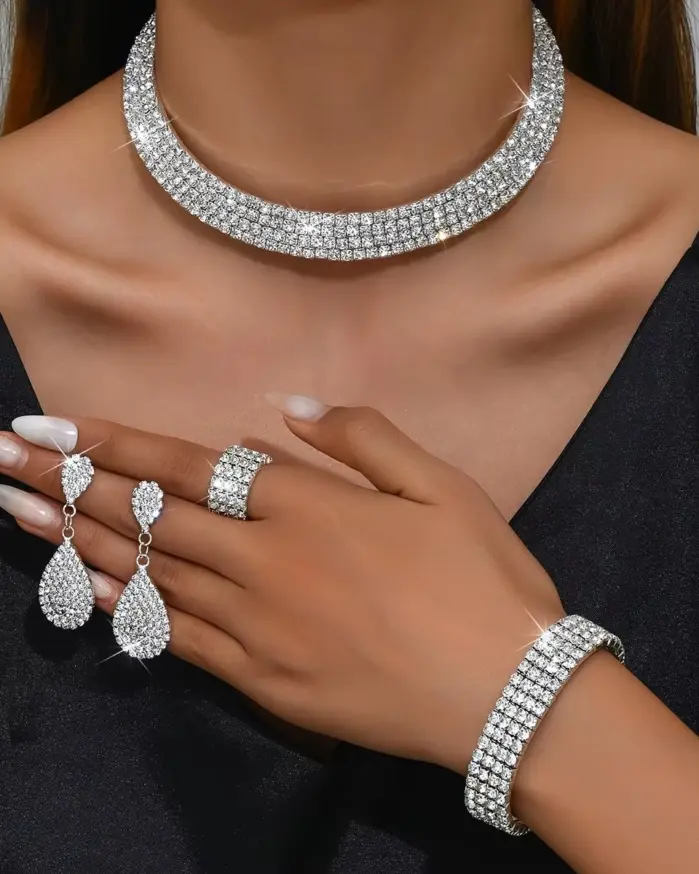 Juego de Joyería de Lujo con Pedrería para Mujer, 4/5 Piezas, Gargantilla, Aretes, Brazalete Elástico y Anillo para Bodas, Banquetes y Fiestas 1