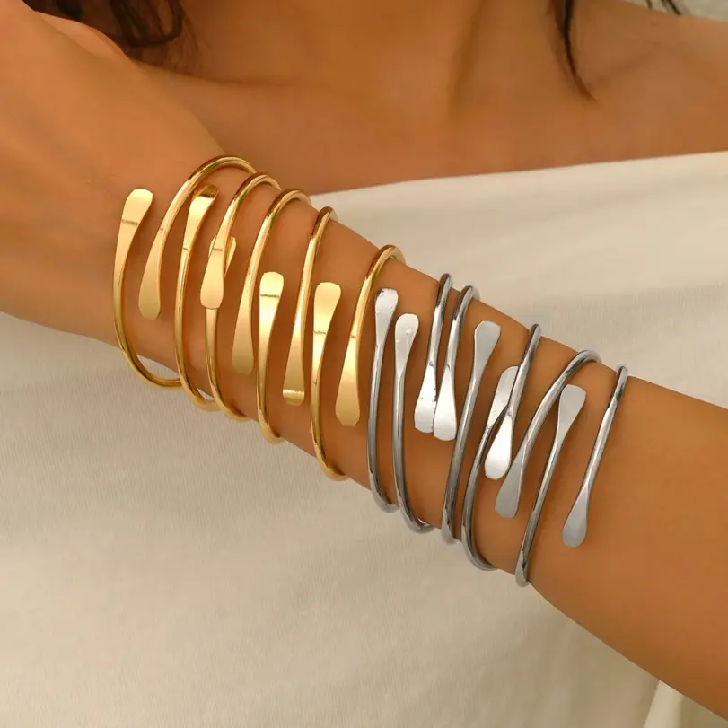 Juego de 10 Pulseras Elegantes Retro para Mujer, Estilo Punk, Apilables, para Uso Diario, Regalo para Bodas y Fiestas 1 Juego de 10 Pulseras Elegantes Retro para Mujer, Estilo Punk, Apilables, para Uso Diario, Regalo para Bodas y Fiestas 1