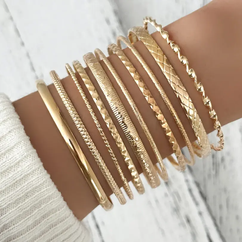 10 Uds. Conjunto de joyería Retro elegante para mujer, pulseras superpuestas de plata, uso diario, regalo de fiesta de boda nupcial 1 10 Uds. Conjunto de joyería Retro elegante para mujer, pulseras superpuestas de plata, uso diario, regalo de fiesta de boda nupcial 1