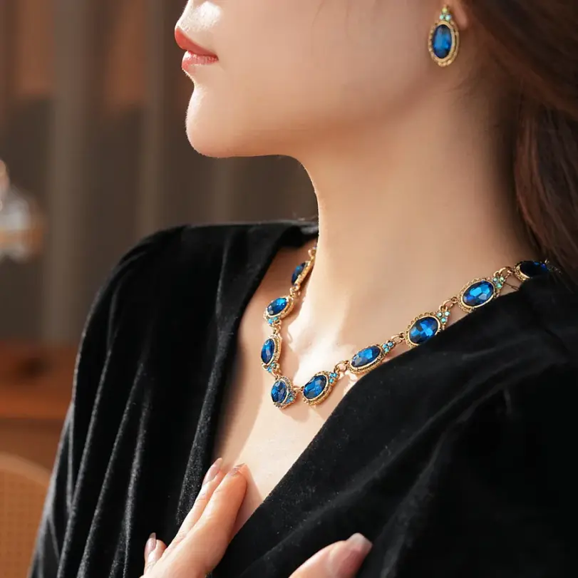 Juego de Joyería Vintage Elegante de 3 Piezas para Mujer, Collar con Piedras de Imitación Ovaladas, Gargantilla de Cristal Azul Brillante, Aretes para Novia, Boda, Fiesta 2
