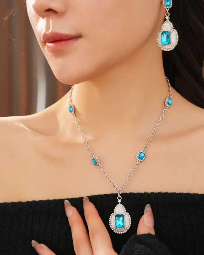 Juego de Joyería Vintage Elegante de 3 Piezas para Mujer, Collar con Flor Elíptica, Gargantilla de Cristal Brillante, Aretes Azules para Novia, Boda, Fiesta 2