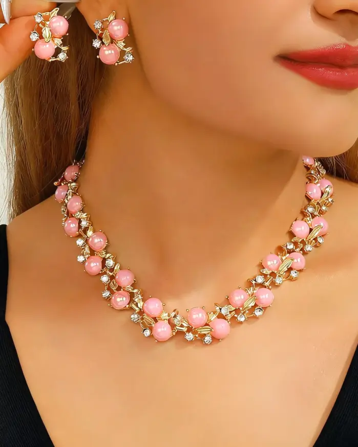 Conjunto de Joyería Vintage con Hojas Florales y Pedrería, Collar con Gema Redonda Rosa Incrustada, Pendientes de Botón, Lujoso y Elegante 2