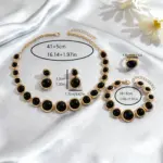 Conjunto de joyería geométrica elegante para mujer, collar Retro, anillo dorado, pulsera de moda, pendiente Circular con incrustaciones, regalo de fiesta, 5 uds. 6