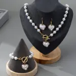 Conjunto de Collar de Perlas con Cierre de Palanca, Gargantilla de Perlas, Pendientes Blancos y Pulsera para Mujer, Estilo Coquette, Regalo para Despedida de Soltera 2