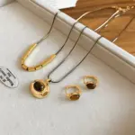 Juego de Joyería Vintage Elegante de 4 Piezas para Mujer, Collar con Gotas de Agua Circulares, Gargantilla de Metal Dorado, Aretes para Uso Diario, Regalo 4