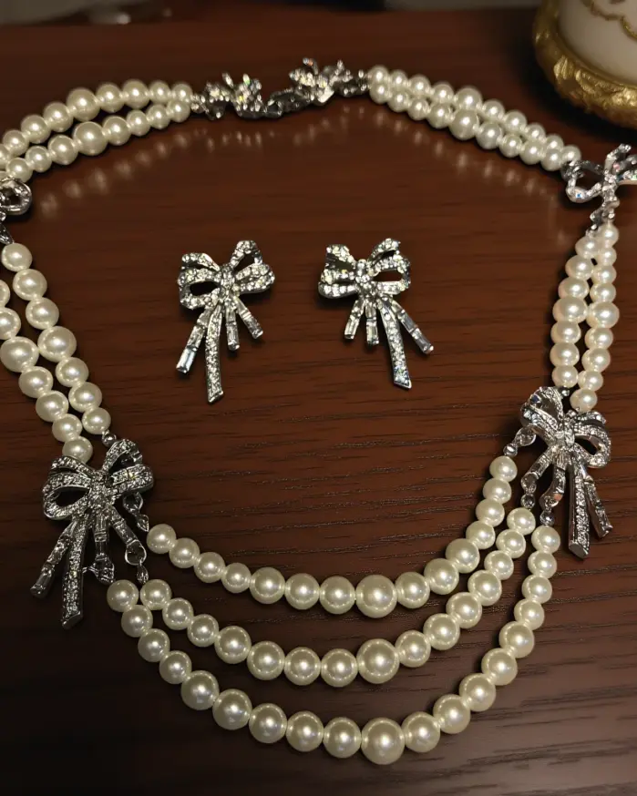 Conjunto de joyería Vintage elegante para mujer, collar de perlas con lazo, gargantilla de cristal brillante, pendientes de boda para fiesta, 3 uds. 1