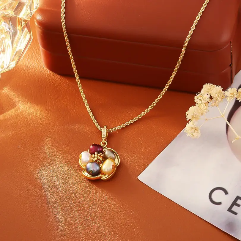 Juego de Joyería Vintage Elegante de 3 Piezas para Mujer, Collar de Perlas y Flores, Gargantilla de Cristal Brillante, Aretes de Novia para Boda y Fiesta 2