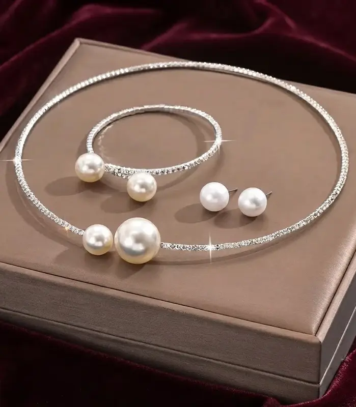 Conjunto de Joyería Nupcial: Collar Gargantilla, Pendientes y Pulsera con Perlas Redondas Brillantes Graduadas para Gala, Baile de Graduación y Eventos Formales, en Caja. 1