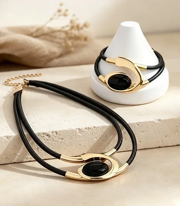 Juego de Joyería Vintage Elegante de 2 Piezas para Mujer, Collar Ovalado Negro, Gargantilla Dorada, Pulsera Negra y Dorada para Novia, Regalo de Boda o Fiesta 2