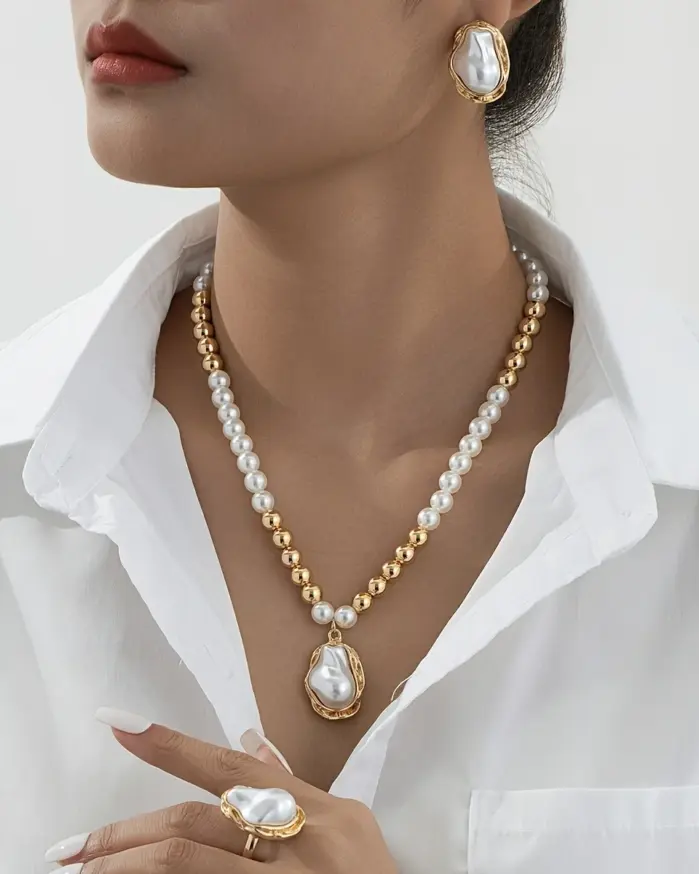 Juego de 4 Piezas de Aretes, Collar y Anillo Artificiales Elegantes y Retro, Perfecto para el Uso Diario de las Mujeres, Regalo para Fiestas 1