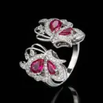 Conjunto de joyería Vintage elegante para mujer, collar de mariposa de rubí, gargantilla de cristal brillante, pendientes de boda para fiesta, 3 uds. 4