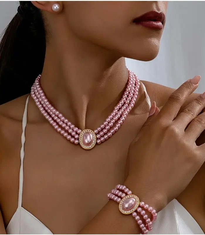 Conjunto de Collar Multicapa de Perlas de Imitación Rosa Claro Ecológico, Gargantilla Ajustable, Pendientes y Pulsera, Elegante Conjunto de Joyería de Moda 2