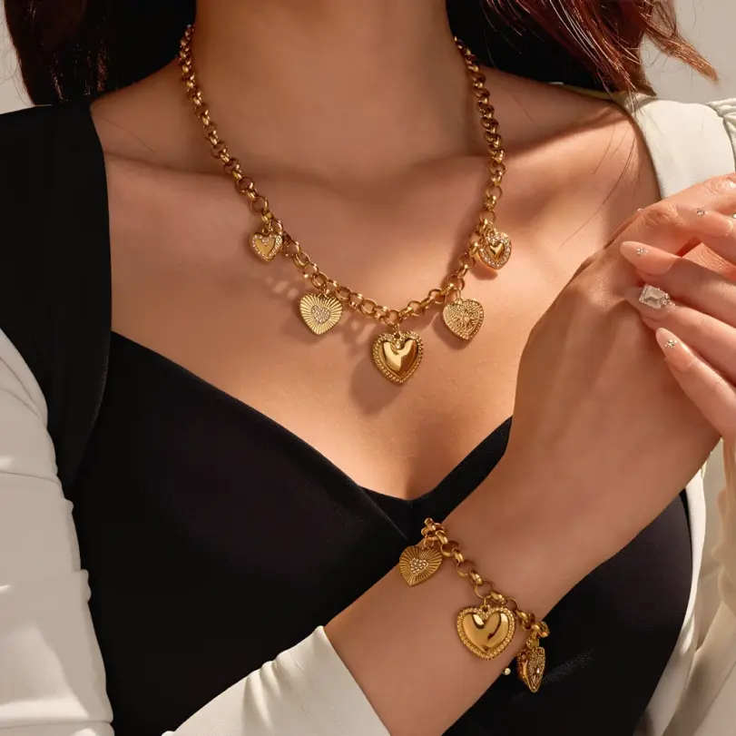 Juego de Joyería Vintage Elegante de 2 Piezas para Mujer, Collar con Colgante en Forma de Corazón, Gargantilla Dorada, Pulsera de Novia para Boda, Regalo para Fiesta 1 Juego de Joyería Vintage Elegante de 2 Piezas para Mujer, Collar con Colgante en Forma de Corazón, Gargantilla Dorada, Pulsera de Novia para Boda, Regalo para Fiesta 1