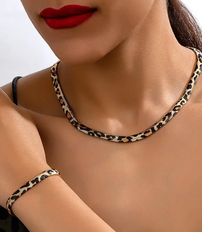 Conjunto de collar y pulsera de cadena de serpiente con estampado de leopardo para mujer, joyería de moda, accesorios de uso diario, regalos de nuevos estilos, 2 uds. 1
