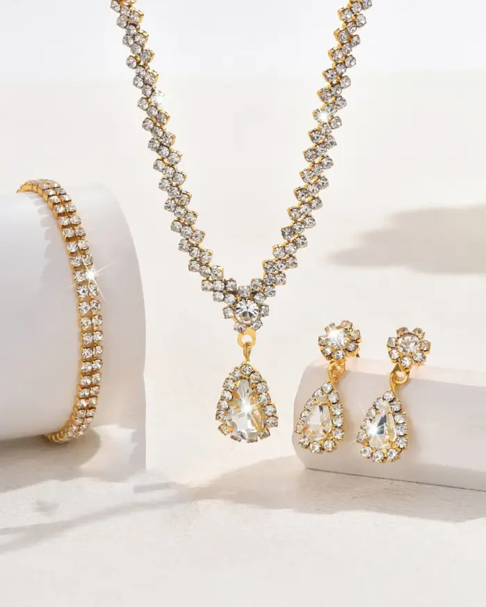 Conjunto de joyería Vintage elegante para mujer, collar estilo diamante con incrustaciones de Metal, gargantilla de plata, pulsera de boda nupcial, regalo de fiesta, 4 Uds. 2